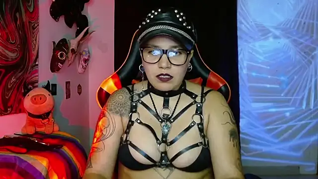 LilithSharon Live XXX Chat
