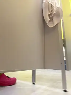 XXX chat uživo modela FroggyAnna