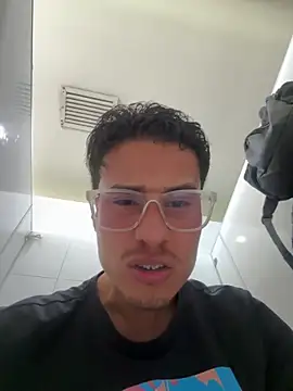TavoHot_ 라이브 XXX 채팅