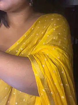 mEhAK_________ élő XXX-chatje