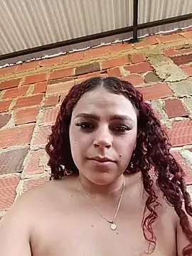 Mommy-Hot's Live XXX Chat