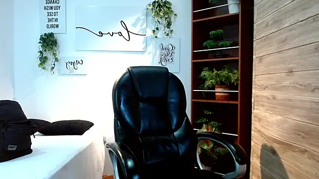 Онлайн чат XXX Ryan_grayx