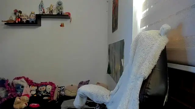 Chatroom XXX en direct de Shaddycute_
