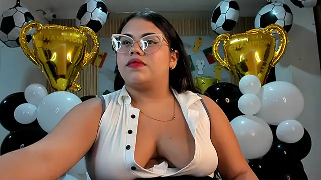 samy_19_'s Live XXX Chat