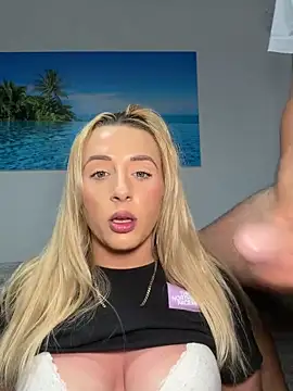 Strongqueenn Live XXX chat