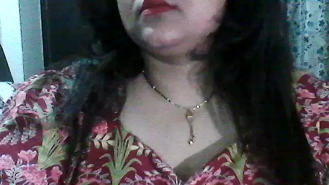 radhikkaa Chat XXX live