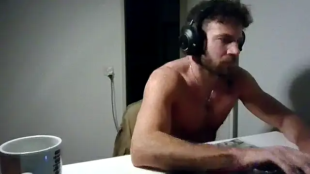 alpha-hunk Live XXX-chat