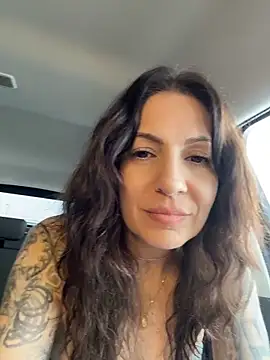 BeautifulMesss' Live XXX Chat