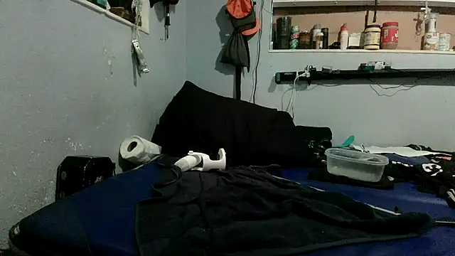 PornStro921 Adlı Modelin Canlı XXX Sohbeti