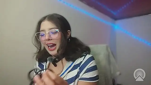 Pao_Ly Chat XXX live