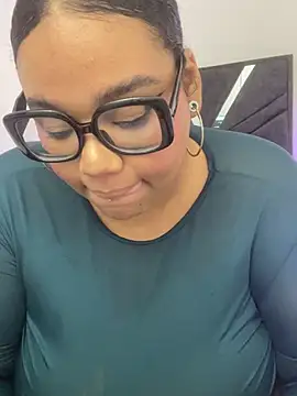 SunniieFrequency Live XXX-chat