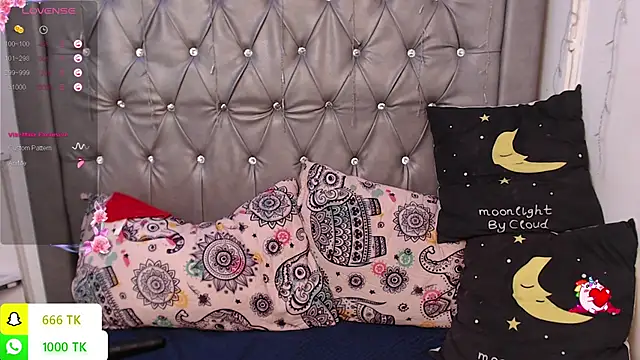 LAILAGUMMY Live XXX Chat