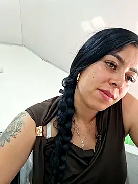 Luianna Live XXX-Chat