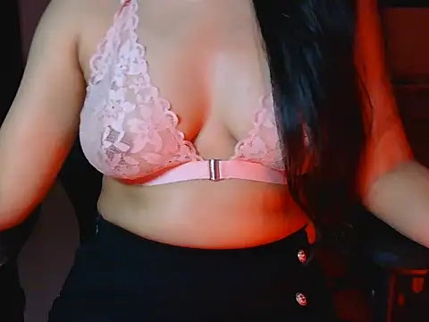 Chubby_Chhaya – Naživo XXX chat