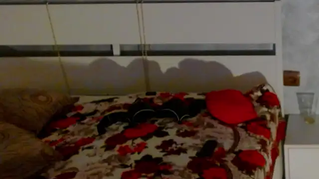 lunessa55's Live XXX Chat