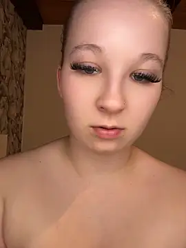 LittleChaosQueen 라이브 XXX 채팅