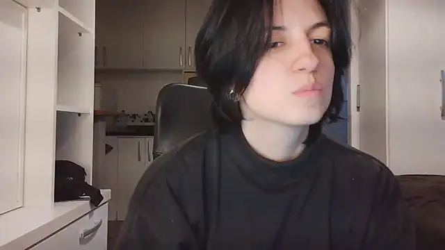 kyslrana Adlı Modelin Canlı XXX Sohbeti