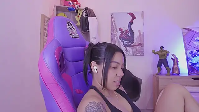 madelyn_rose_'s Live XXX Chat