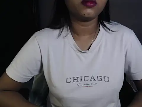 Chat +18 de Annya_Sharma2 ao vivo