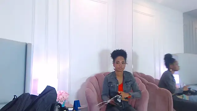 ChantalGarner Chat XXX live