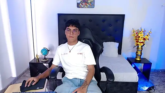 Chat +18 de Maecum18 ao vivo