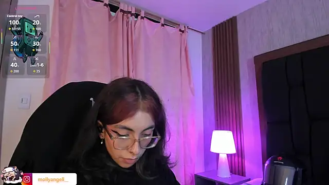 دردشة Molly_A الجنسية المباشرة