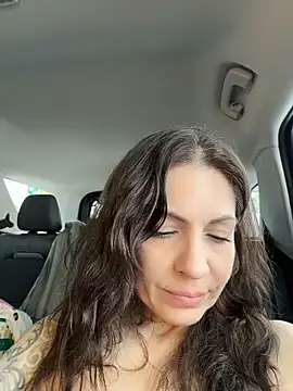 دردشة BeautifulMesss الجنسية المباشرة