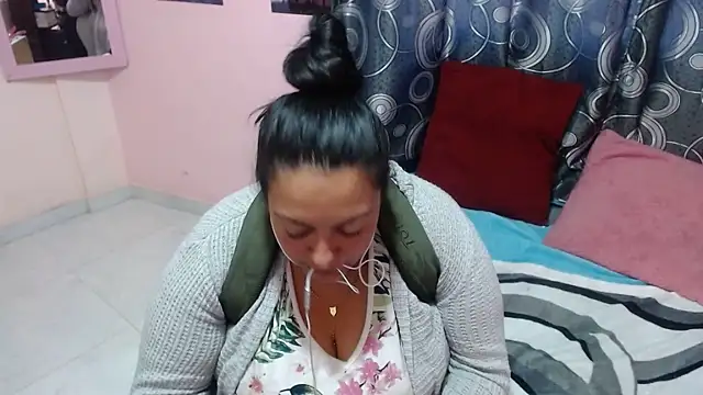Živý XXX chat FabritziAPiel