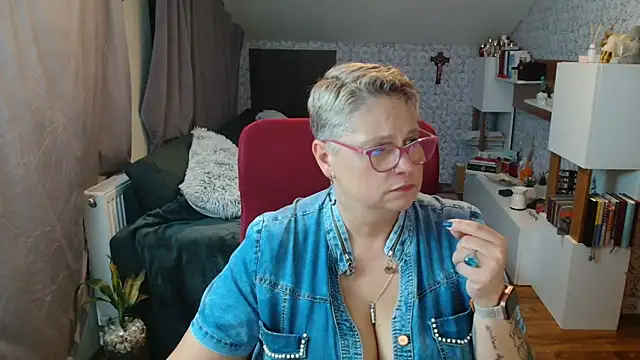 bigtits4you Live XXX-Chat
