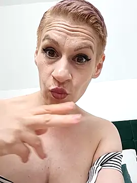 Chat XXX Live KittyDesiree