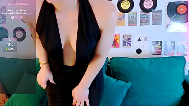 Chatroom XXX en direct de Maya_Rogerss