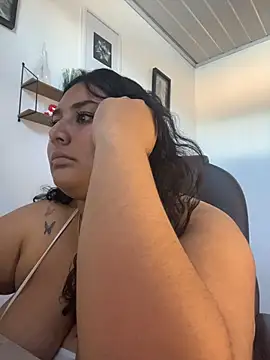 Živý XXX chat Nicky-222