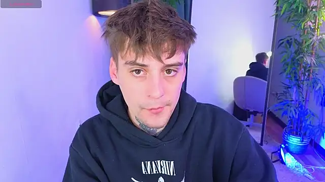 drillfi11 Live XXX Chat