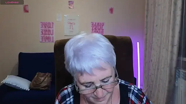 XXX chat uživo modela Sandra_Snowflake
