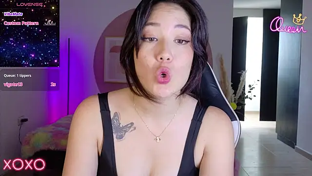Eliih_01's Live XXX Chat