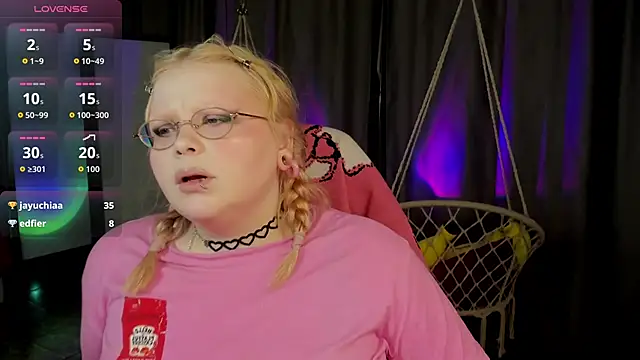XXX chat uživo modela LottieReed