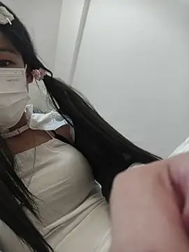 Youki_Eye – Naživo XXX chat