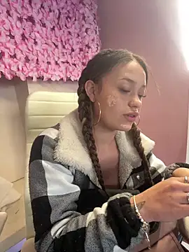 Czat XXX na żywo – Diosa_Pinkk