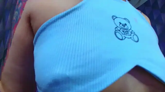 LiaHarryisのライブXXXチャット