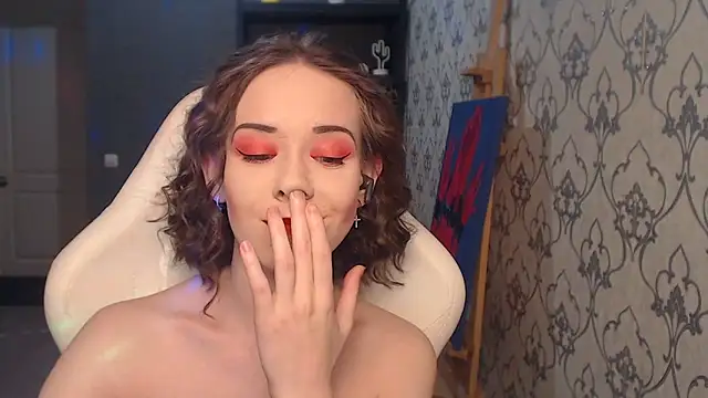FascinatingEyess Adlı Modelin Canlı XXX Sohbeti