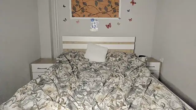 Rebeka2589 现场XXX聊天