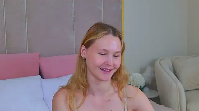 AmeliRoyse Adlı Modelin Canlı XXX Sohbeti