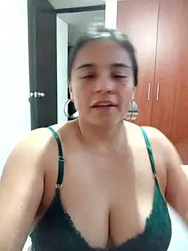 Chat +18 de BettyBoo_w ao vivo