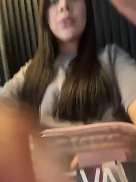Онлайн чат XXX RoseCassie