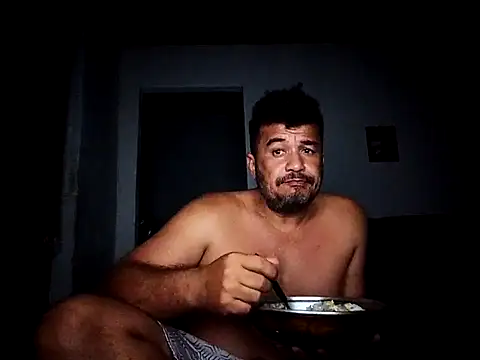 tarra122 – Naživo XXX chat