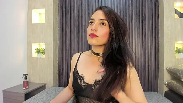 XXX chat uživo modela MeganNightt