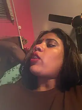 V-Hot-Sweti's Live XXX Chat