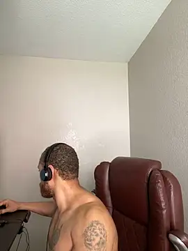 Czat XXX na żywo – Fathero1time