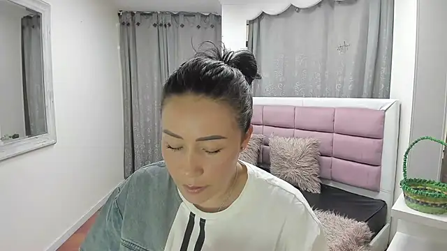 gaby_trent's Live XXX Chat