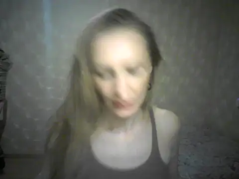 LunaBelle8 élő XXX-chatje